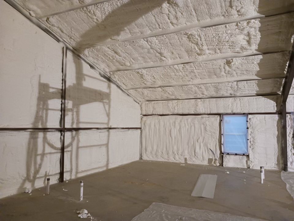 metal building spray foam insulation in Louisiana